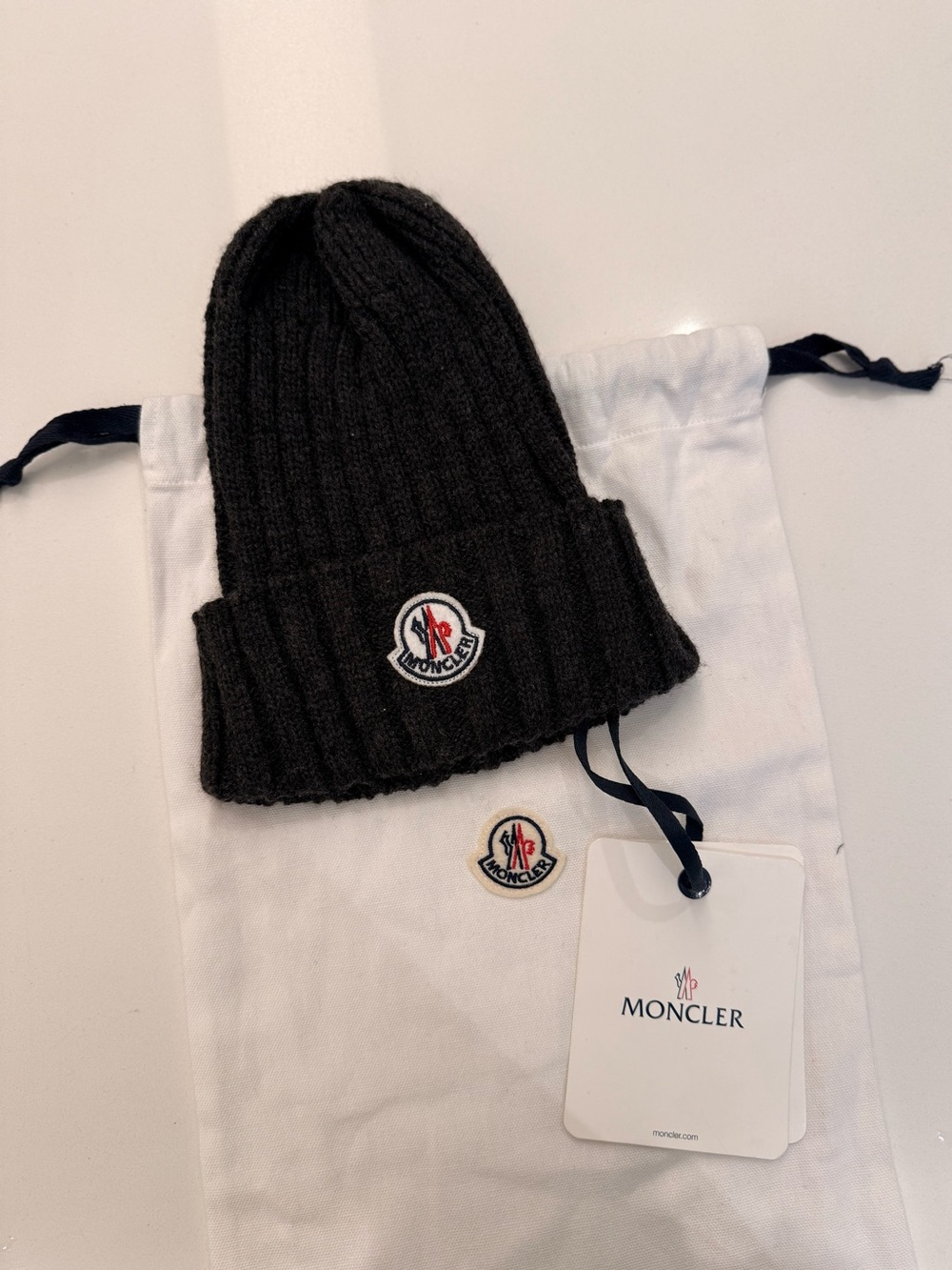 Moncler WOOL Ribbed Knit Beanie Hat Gray Used No Pom Pom w/ Dust Bag & Tags - Picture 3 of 12